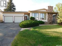 1011 Granville AVENUE Assiniboia, SK S0H 0B0