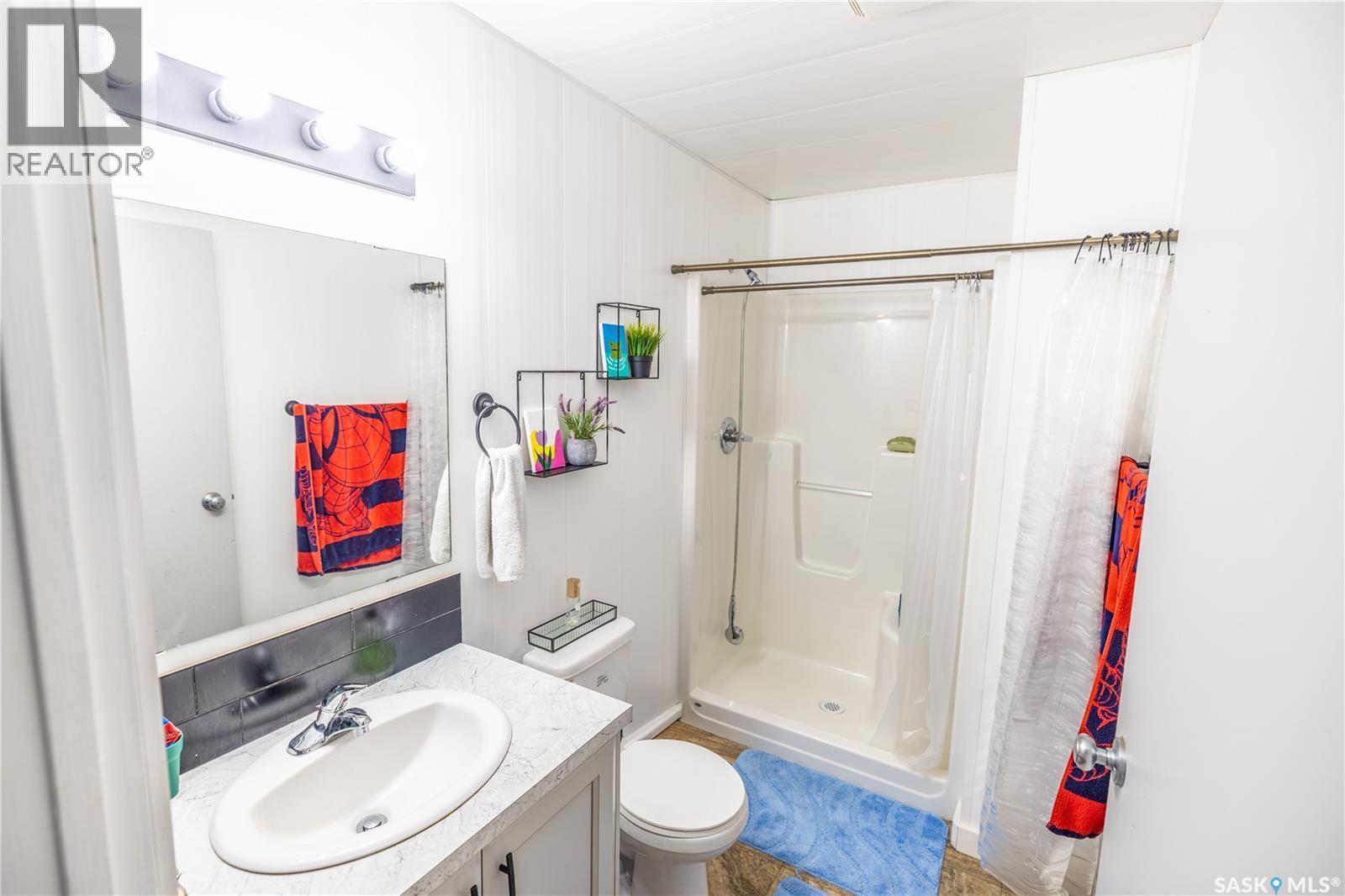 11 Sunrise Boulevard, Arm Lake, SK - Indoor Photo Showing Bathroom