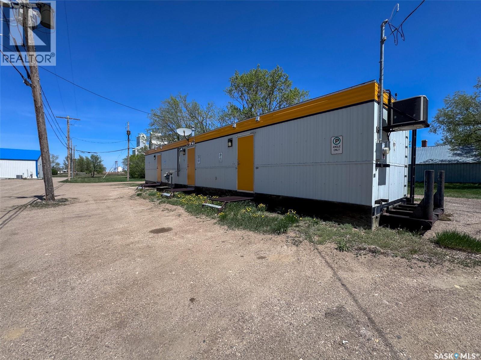170 Main Street, Bengough, SK