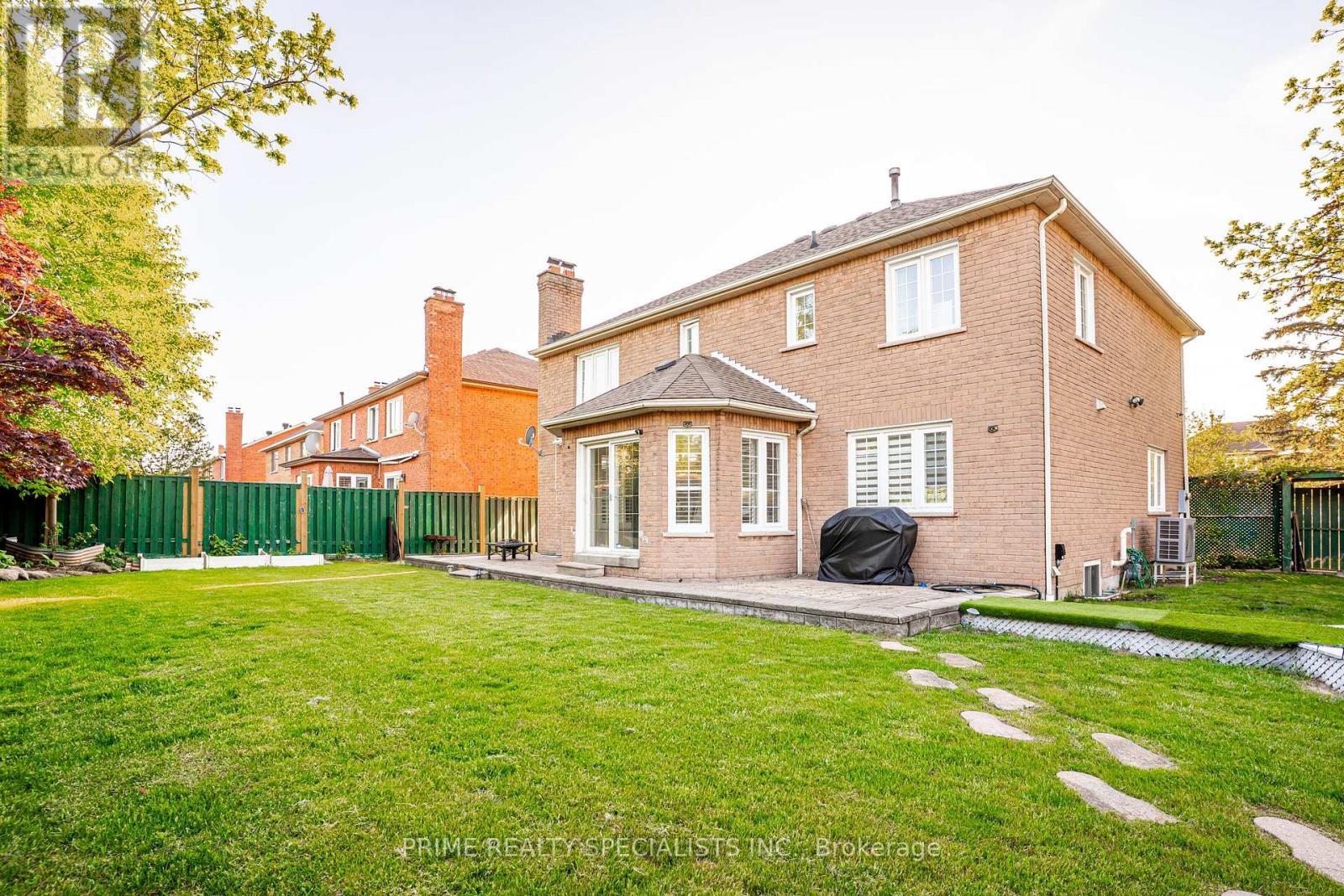 1800 Tattersall Way, Mississauga, ON - Outdoor