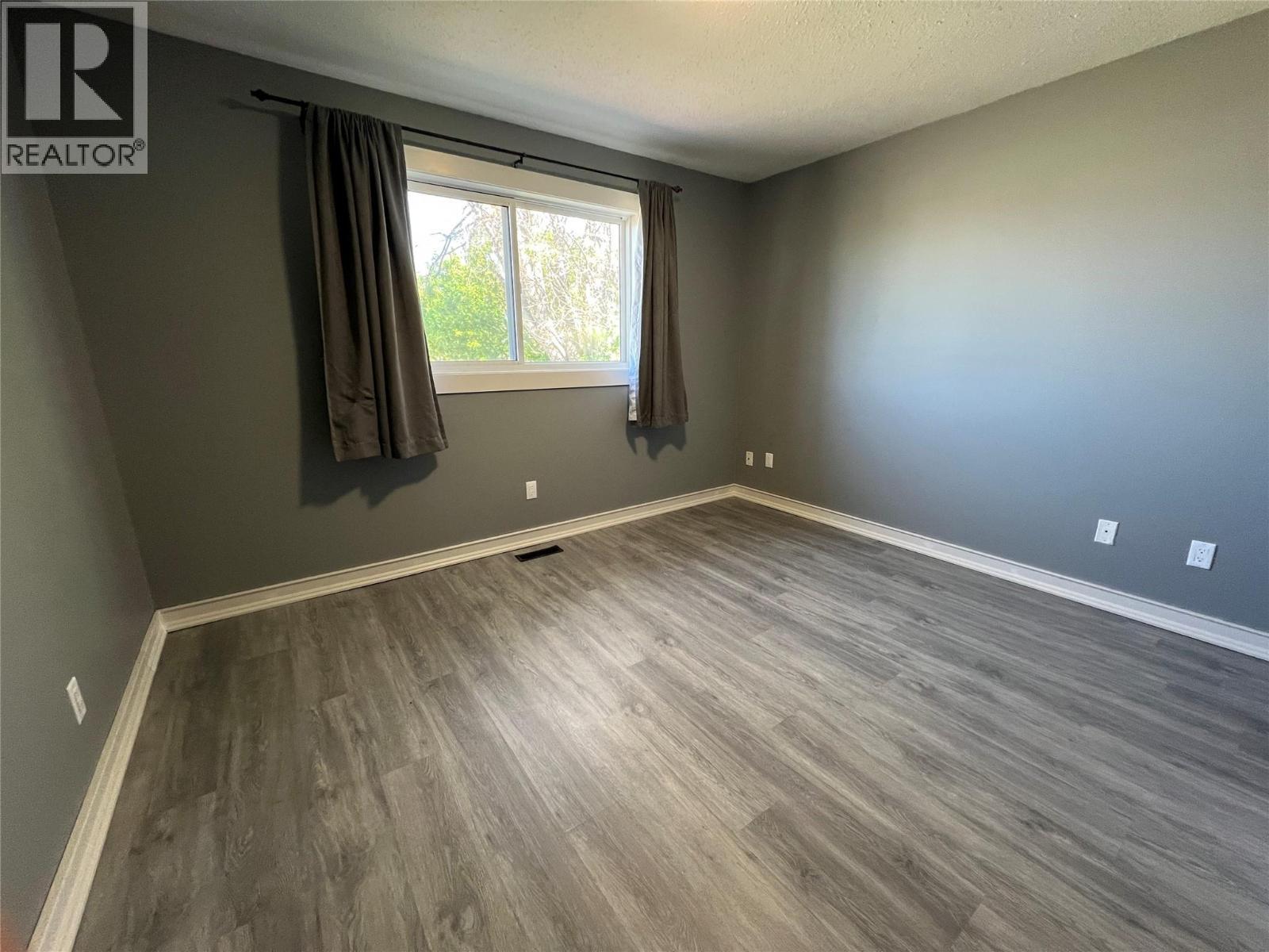 505 97A Avenue, Dawson Creek, BC - Indoor Photo Showing Other Room
