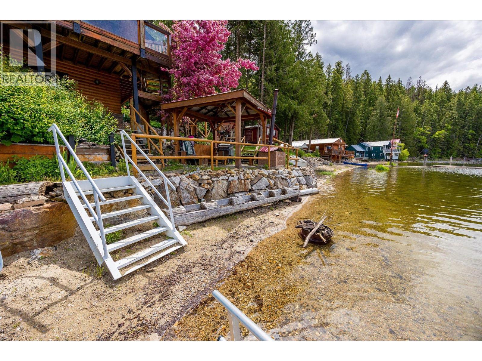 3546 Mabel Lake Road, Lumby, BC - Outdoor With Body Of Water