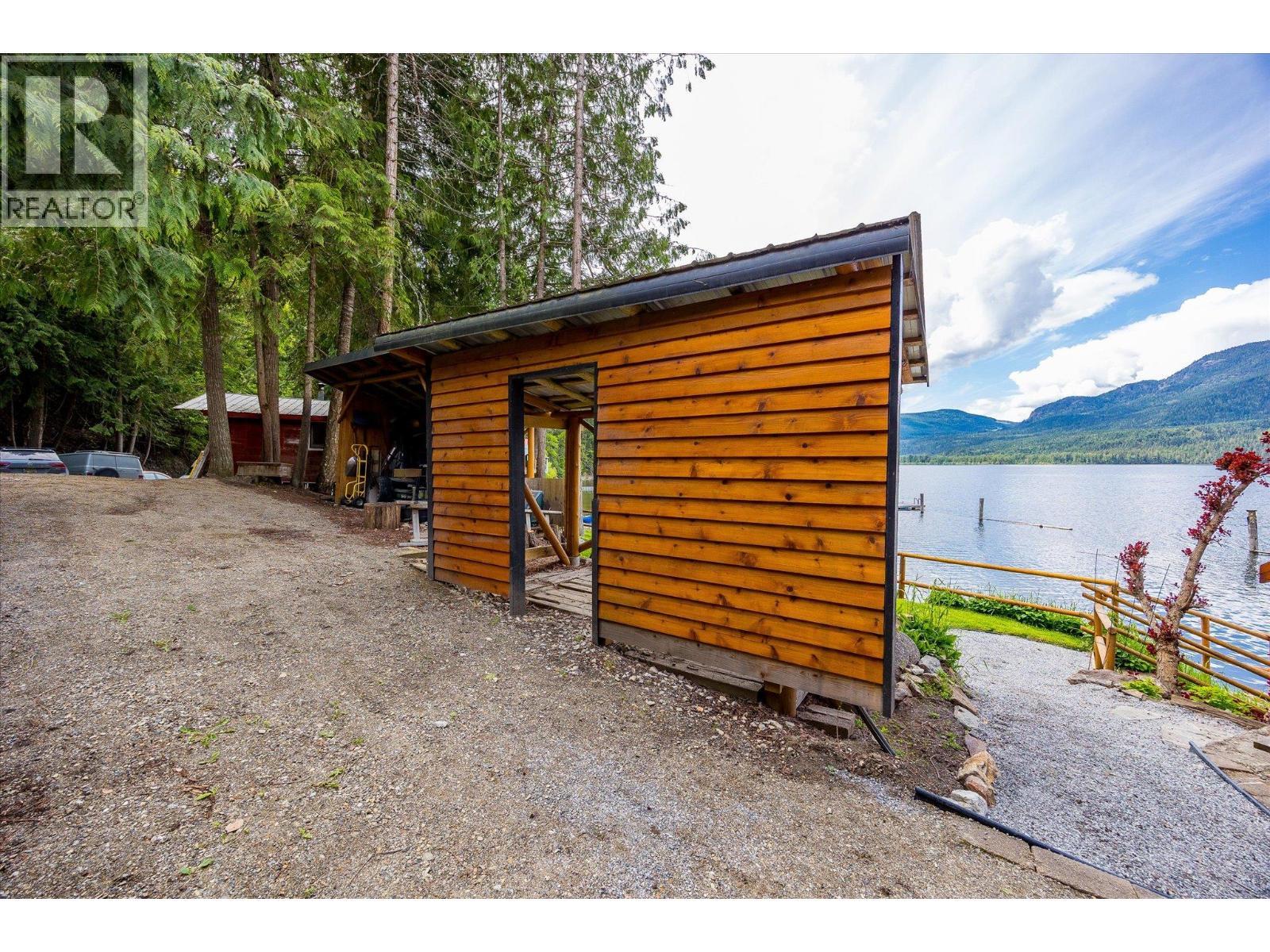 3546 Mabel Lake Road, Lumby, BC - Outdoor With Body Of Water