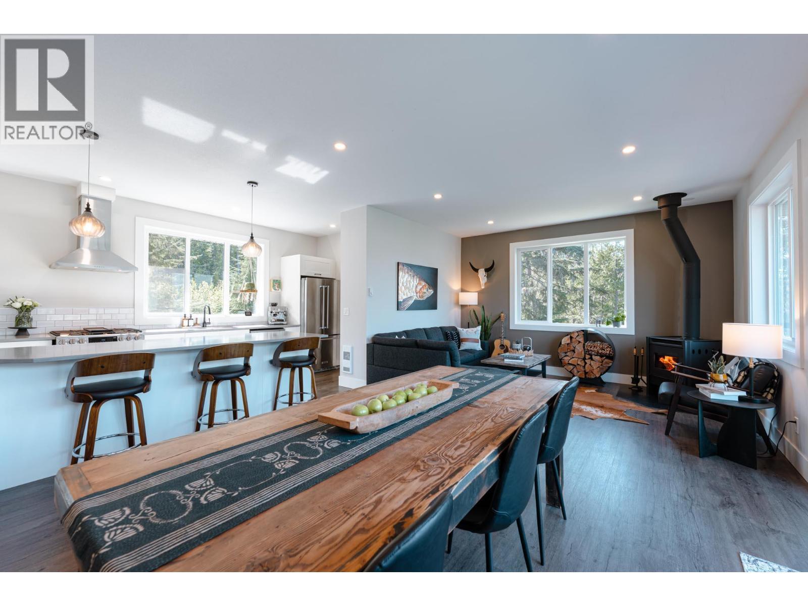 Open Dining, Kitchen and Living Area. - 8420 Highway 23 Highway S Lot# 1, Revelstoke, BC - Indoor