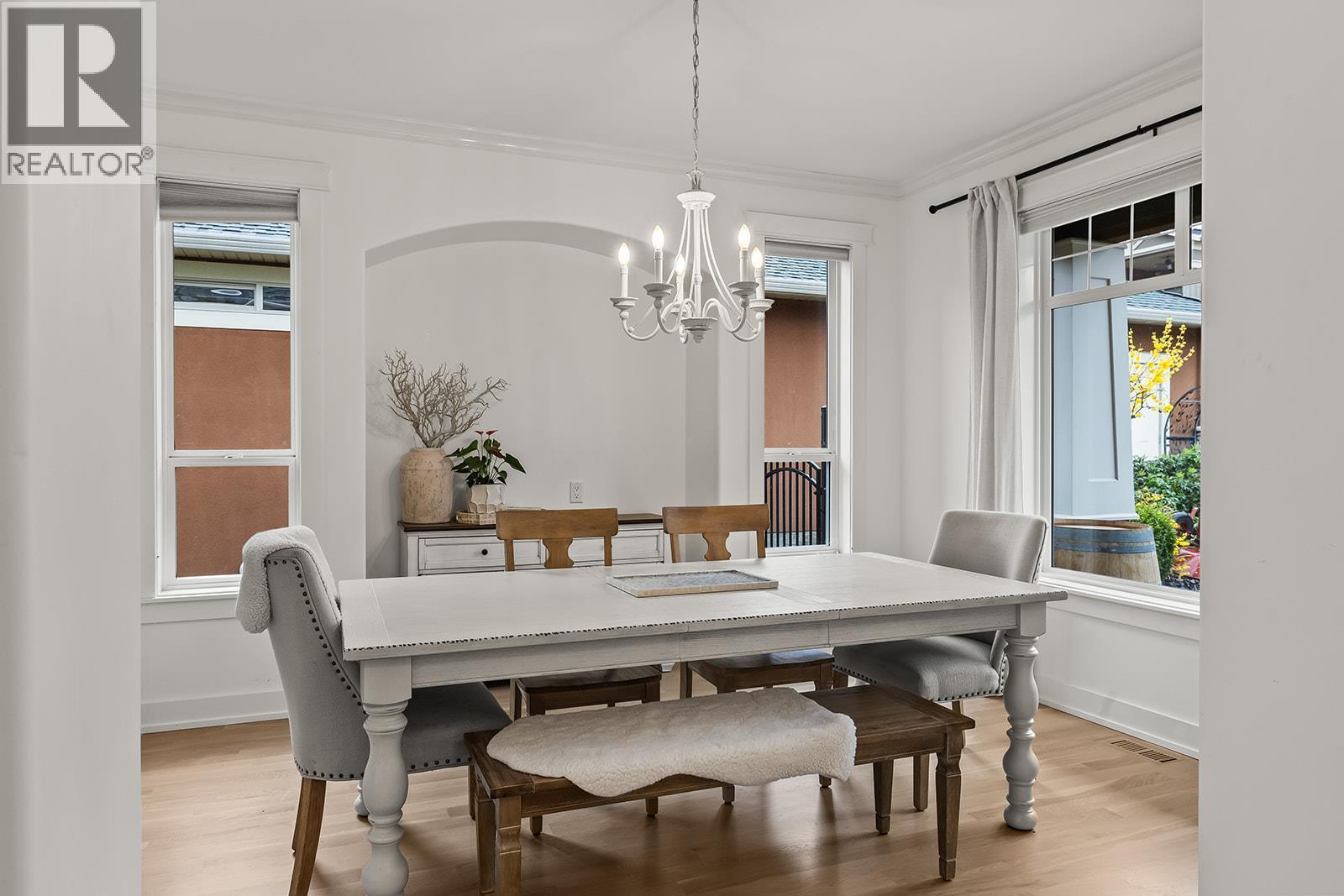 Formal Dining - 629 Almandine Court, Kelowna, BC - Indoor Photo Showing Dining Room