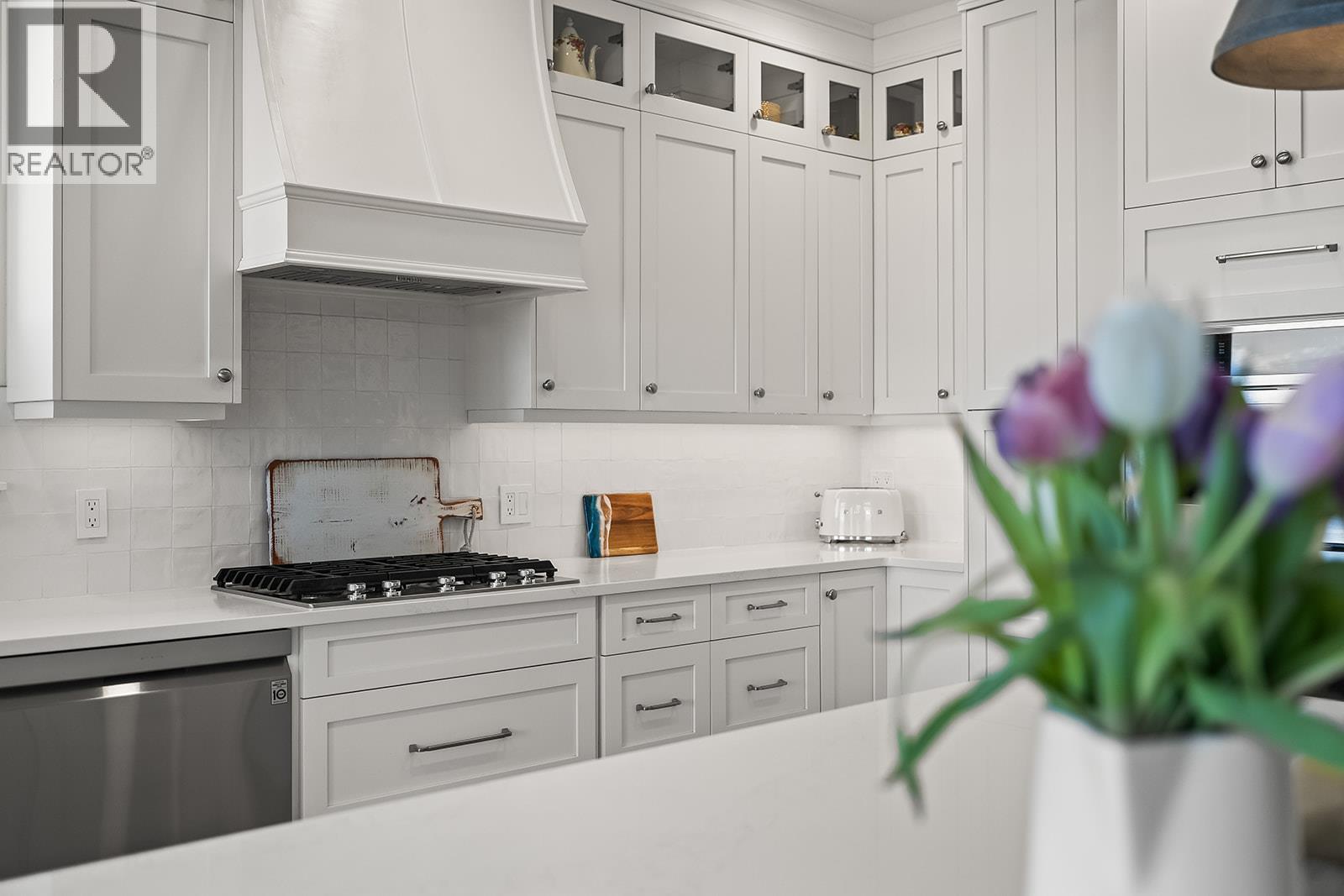 Kitchen - 629 Almandine Court, Kelowna, BC - Indoor Photo Showing Kitchen