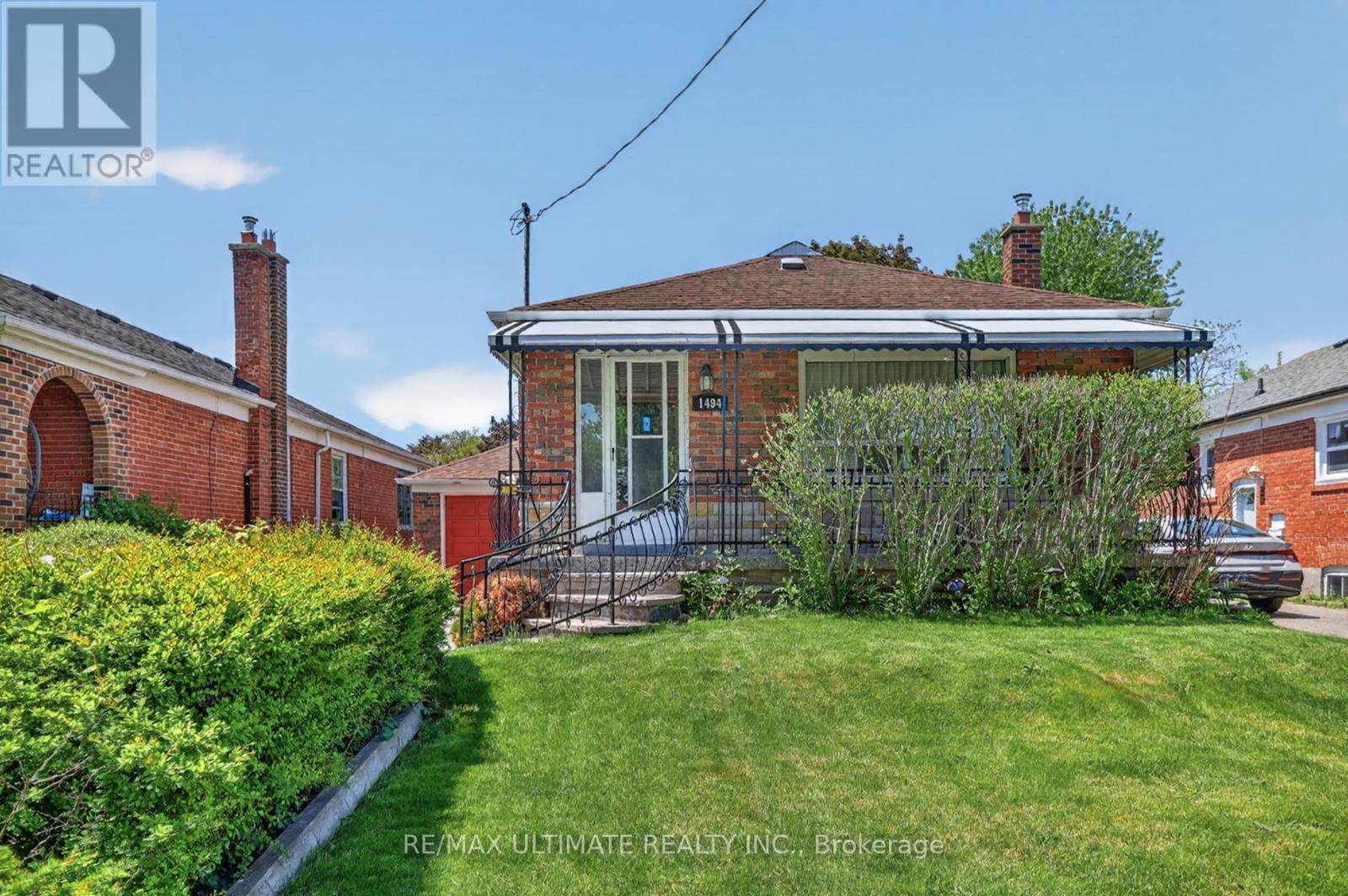1494 Danforth Road, Toronto, ON - Outdoor