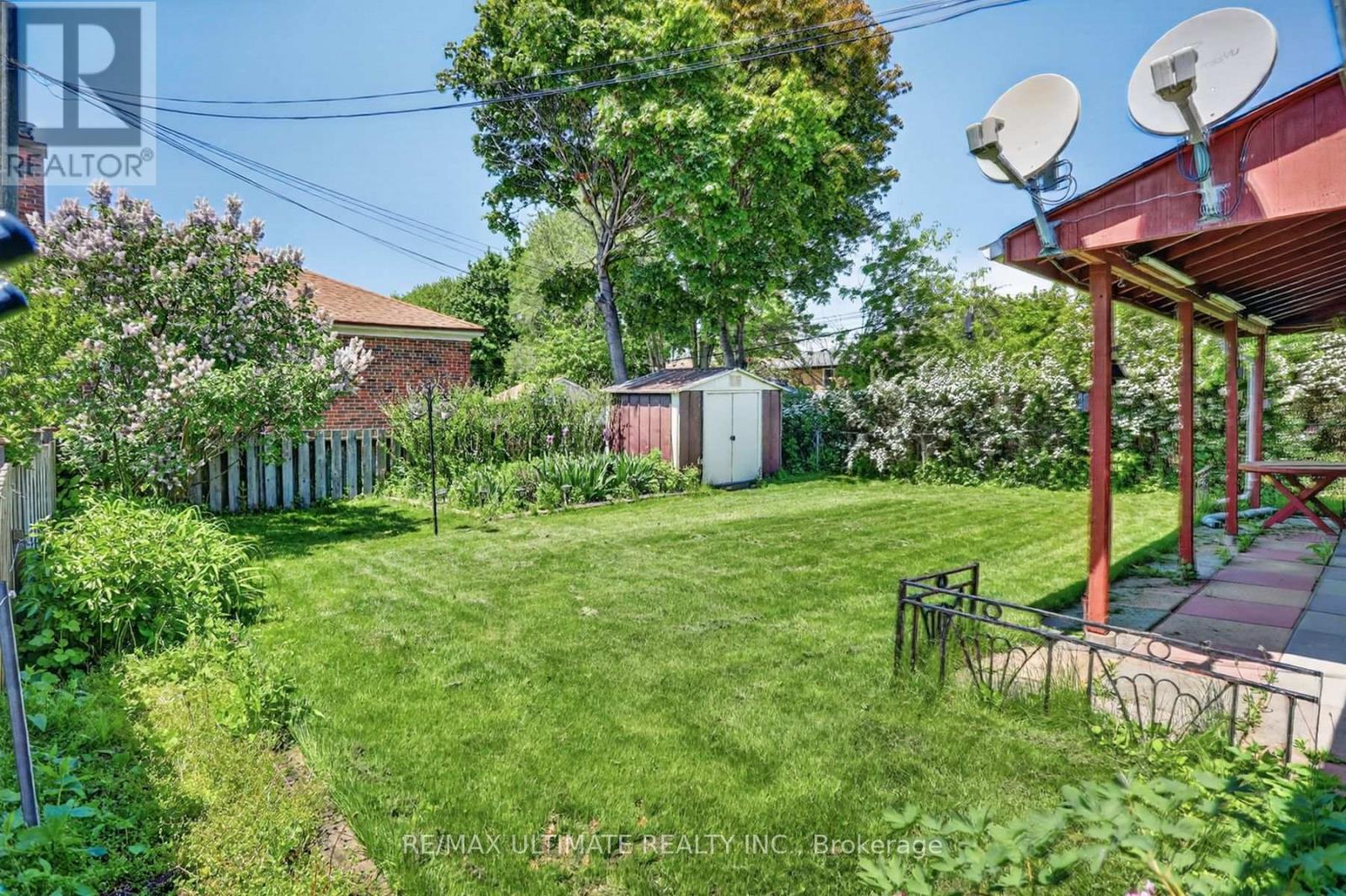 1494 Danforth Road, Toronto, ON - Outdoor