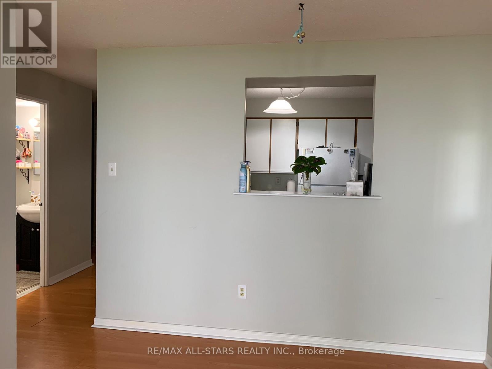 802 - 10 Tapscott Road, Toronto, ON - Indoor Photo Showing Other Room
