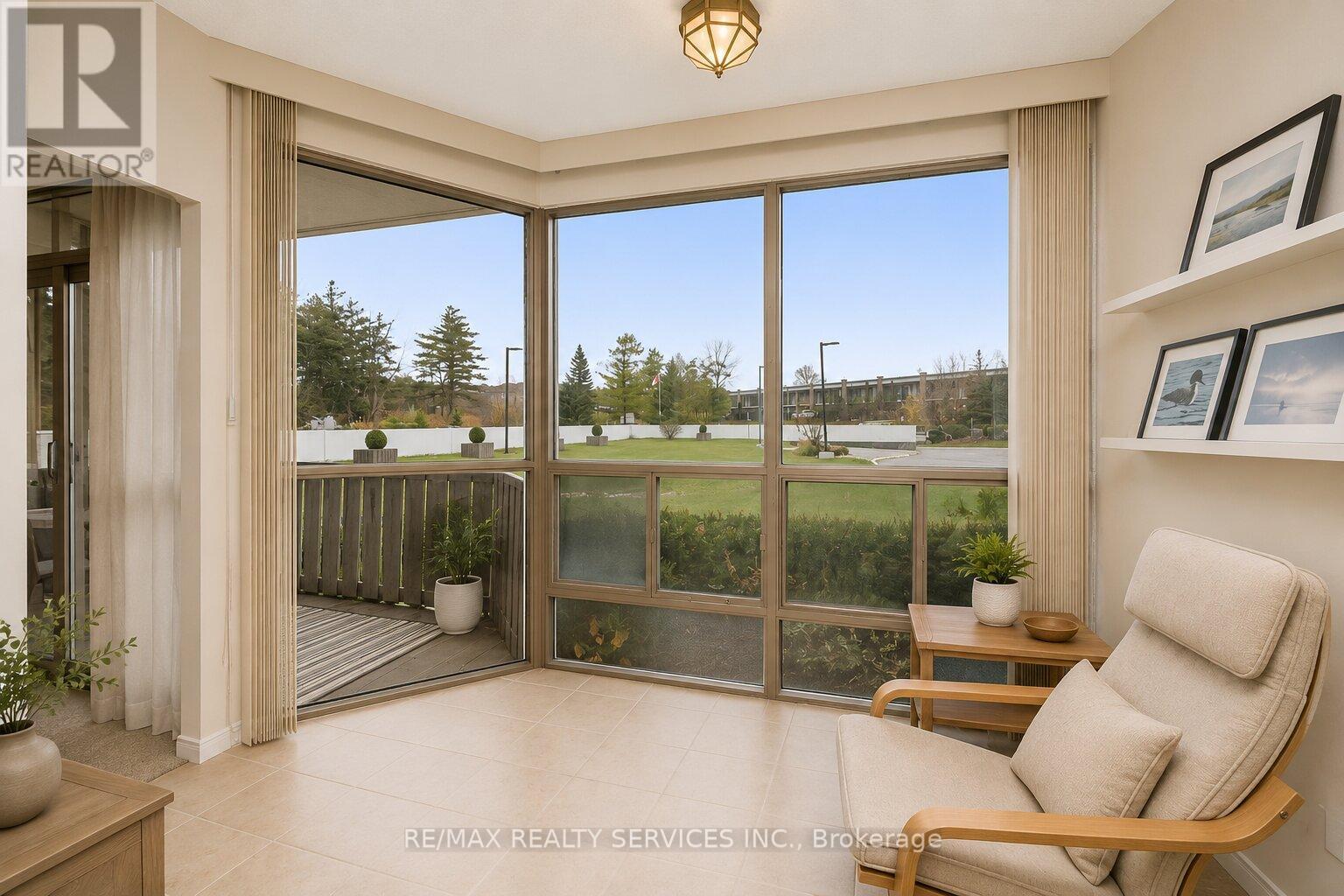 107 - 20 Mcfarlane Drive, Halton Hills, ON