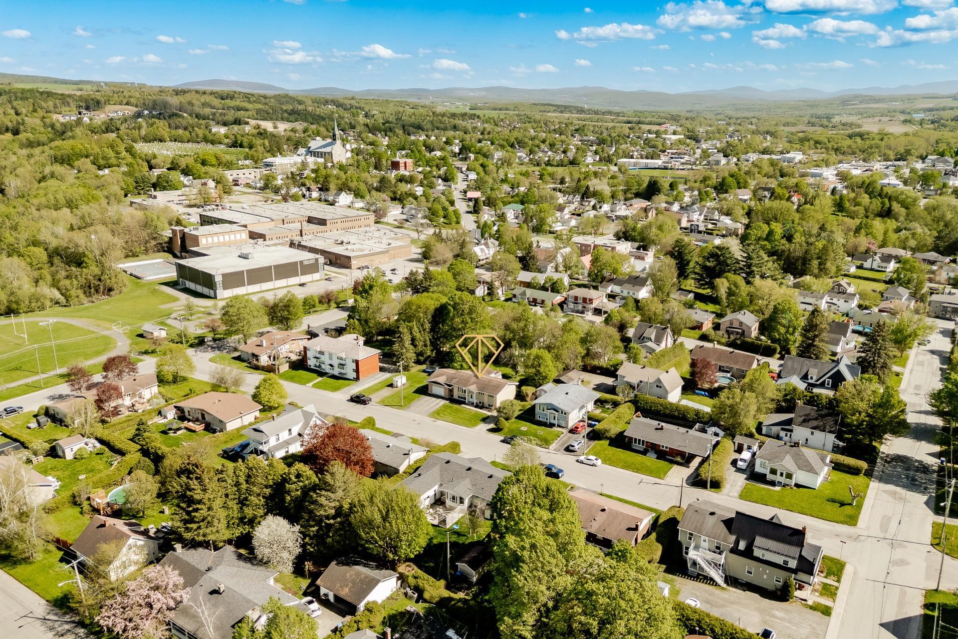Photo aérienne - 182 - 184 Rue Victoria, Coaticook, QC - Outdoor With View