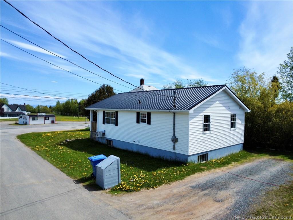 3957 Main St, Belledune, NB