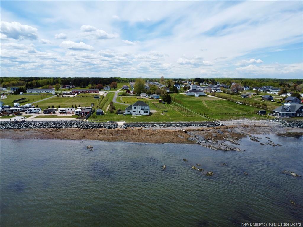 411 Principale, Petit-Rocher, NB