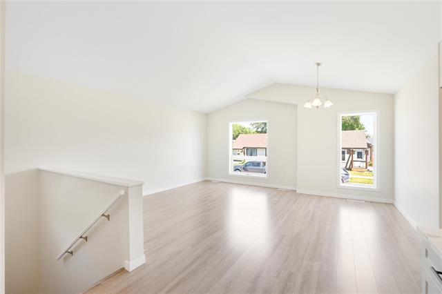 824 Martin Ave, Winnipeg, MB