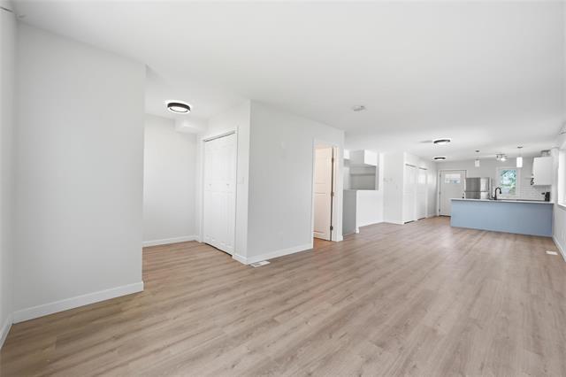 306 Martin Ave, Winnipeg, MB
