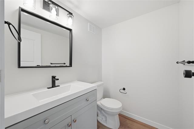 306 Martin Ave, Winnipeg, MB
