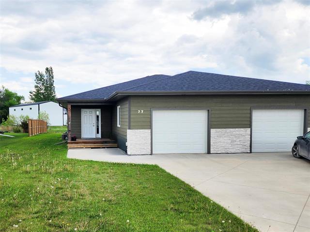 77 Amberfield Dr, Mitchell, MB