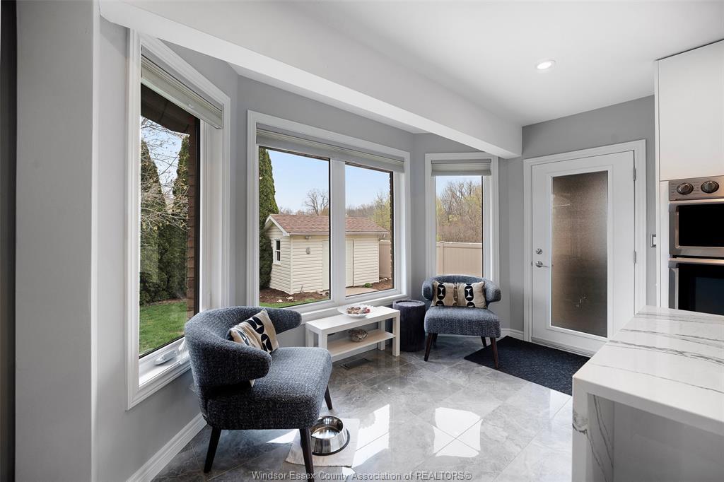 2098 Edgemore Avenue, Lasalle, ON
