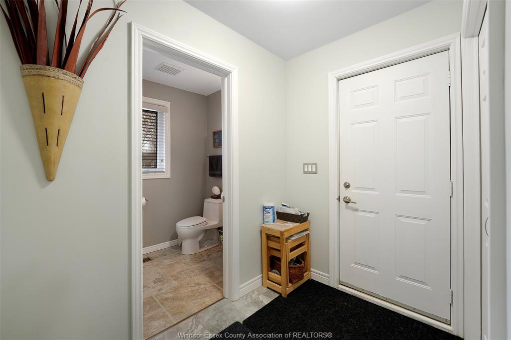 2098 Edgemore Avenue, Lasalle, ON
