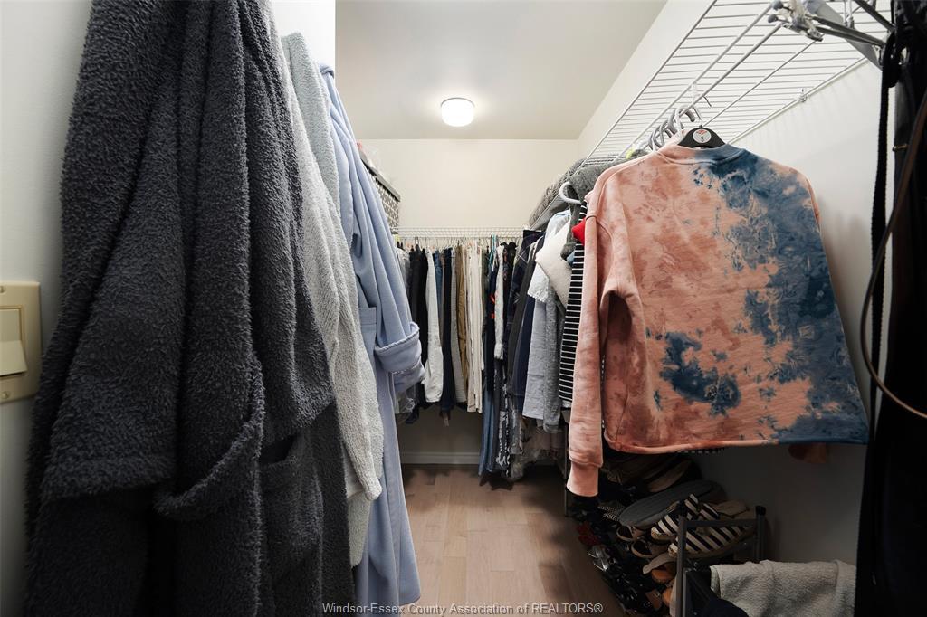 2098 Edgemore Avenue, Lasalle, ON