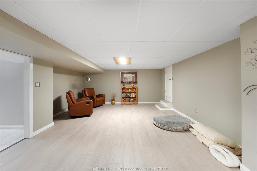 2098 Edgemore Avenue, Lasalle, ON