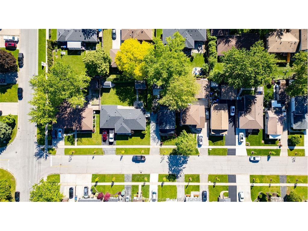 622 Labute, Tecumseh, ON