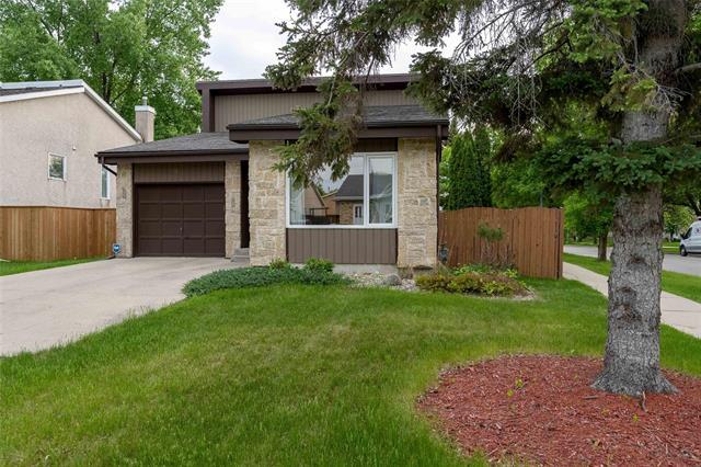 2 Furness Bay, Winnipeg, MB