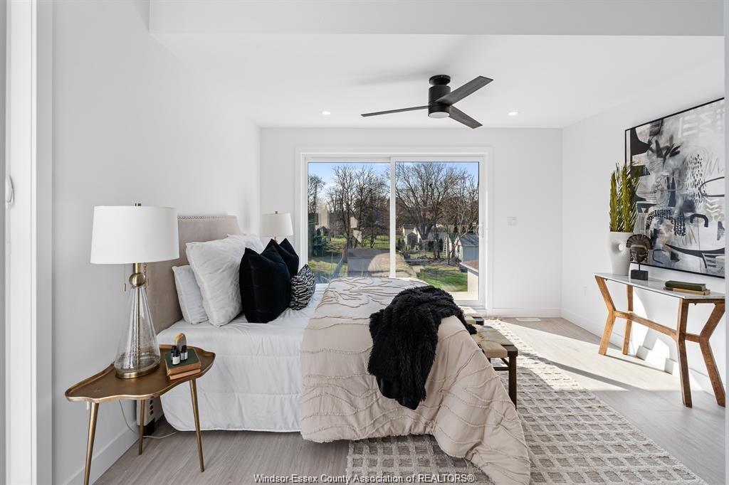 2041 Seneca Street, Windsor, ON - Indoor Photo Showing Bedroom