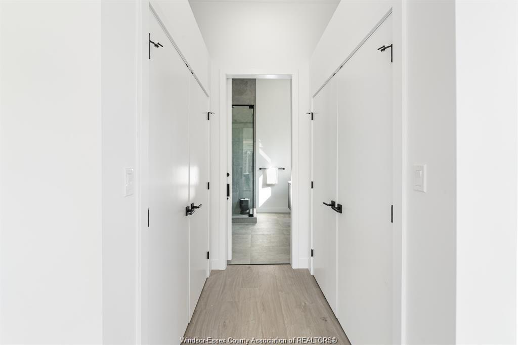 2041 Seneca Street, Windsor, ON - Indoor Photo Showing Other Room