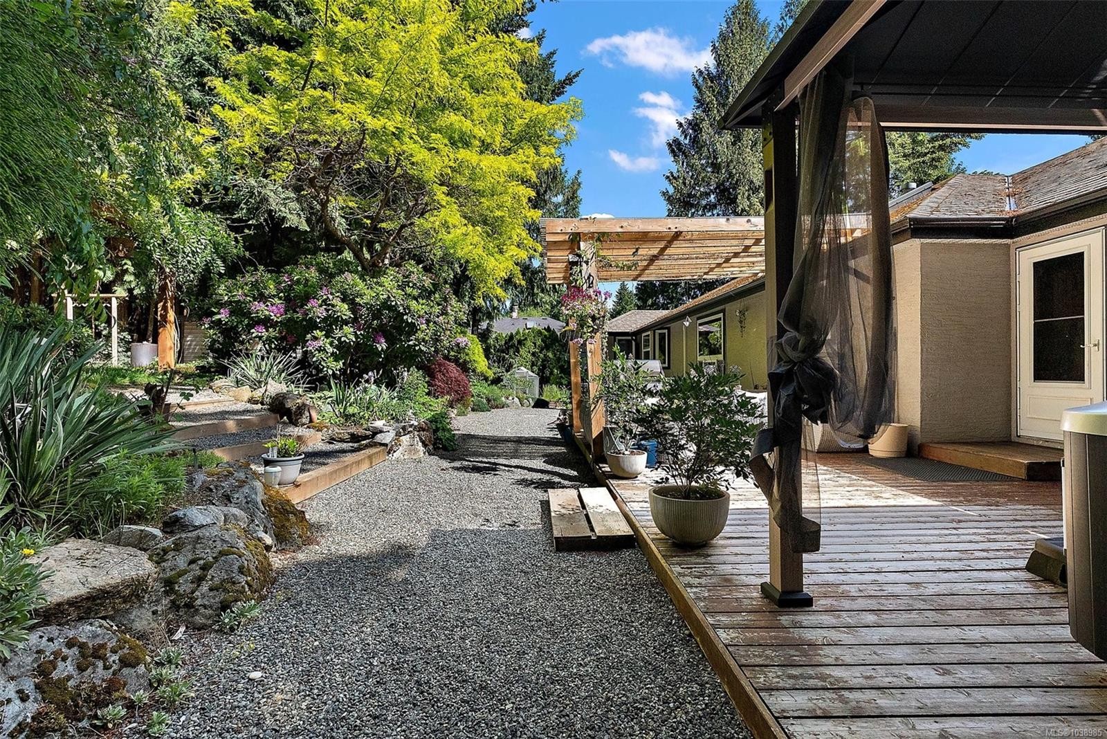 2375 Damascus Rd, Shawnigan Lake, BC