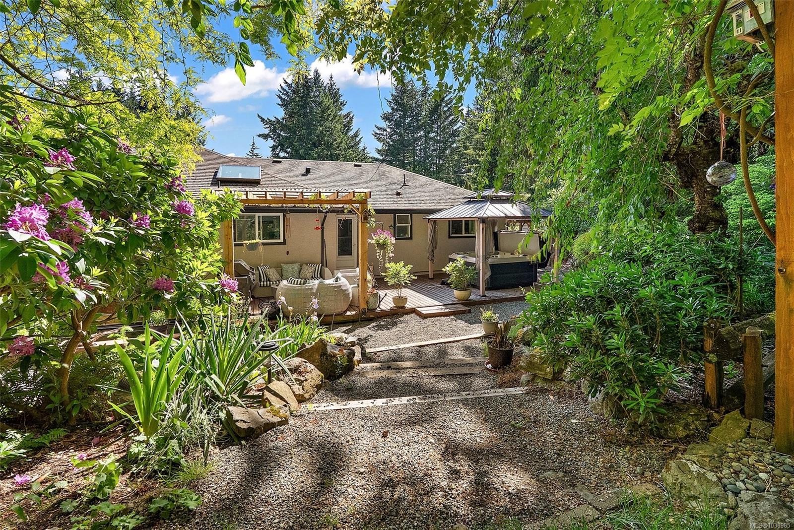 2375 Damascus Rd, Shawnigan Lake, BC