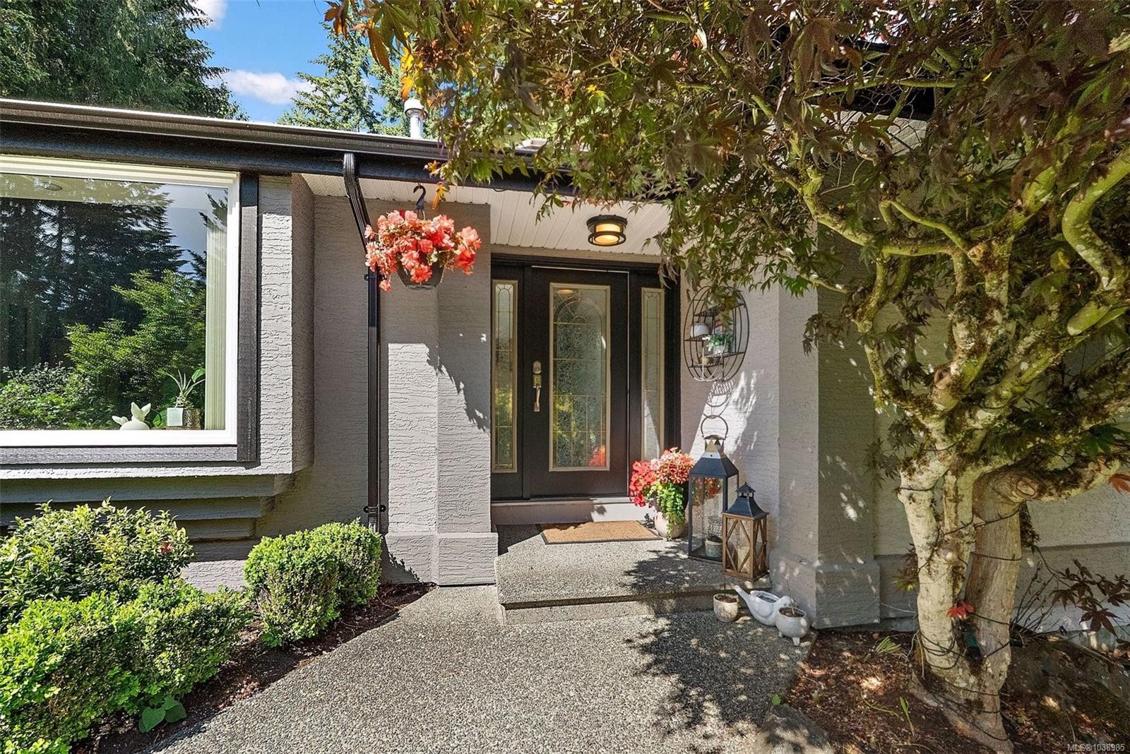 2375 Damascus Rd, Shawnigan Lake, BC