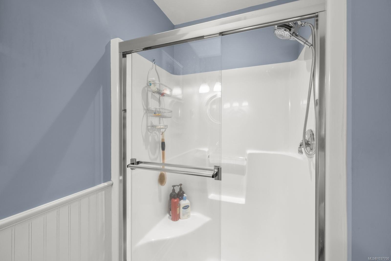 2902 Irma St, Victoria, BC