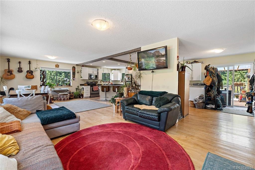 1813 Rugg Rd, Nanaimo, BC