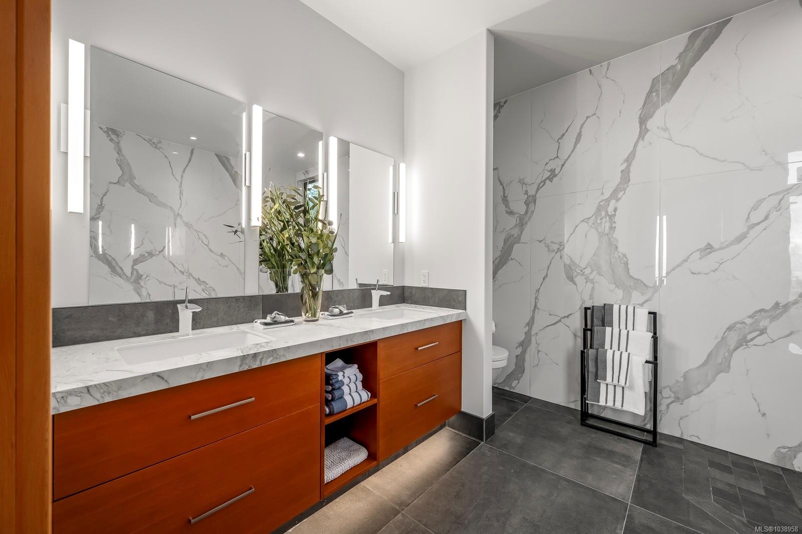 9046 Clarkson Ave, Black Creek, BC