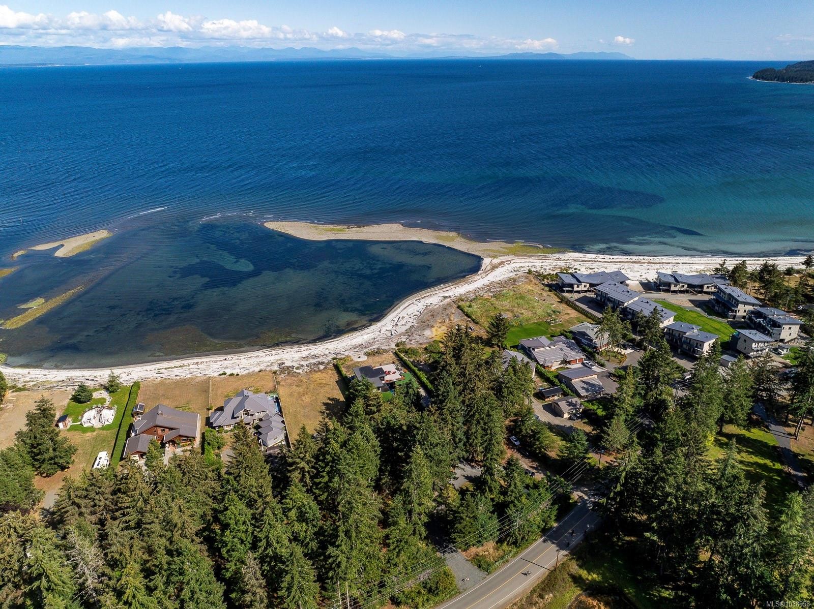 9046 Clarkson Ave, Black Creek, BC