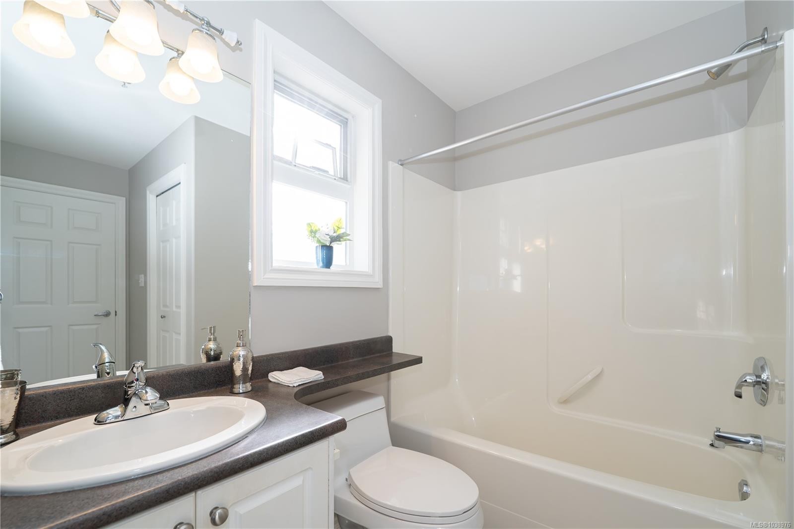 #4-601 Nelson St, Esquimalt, BC