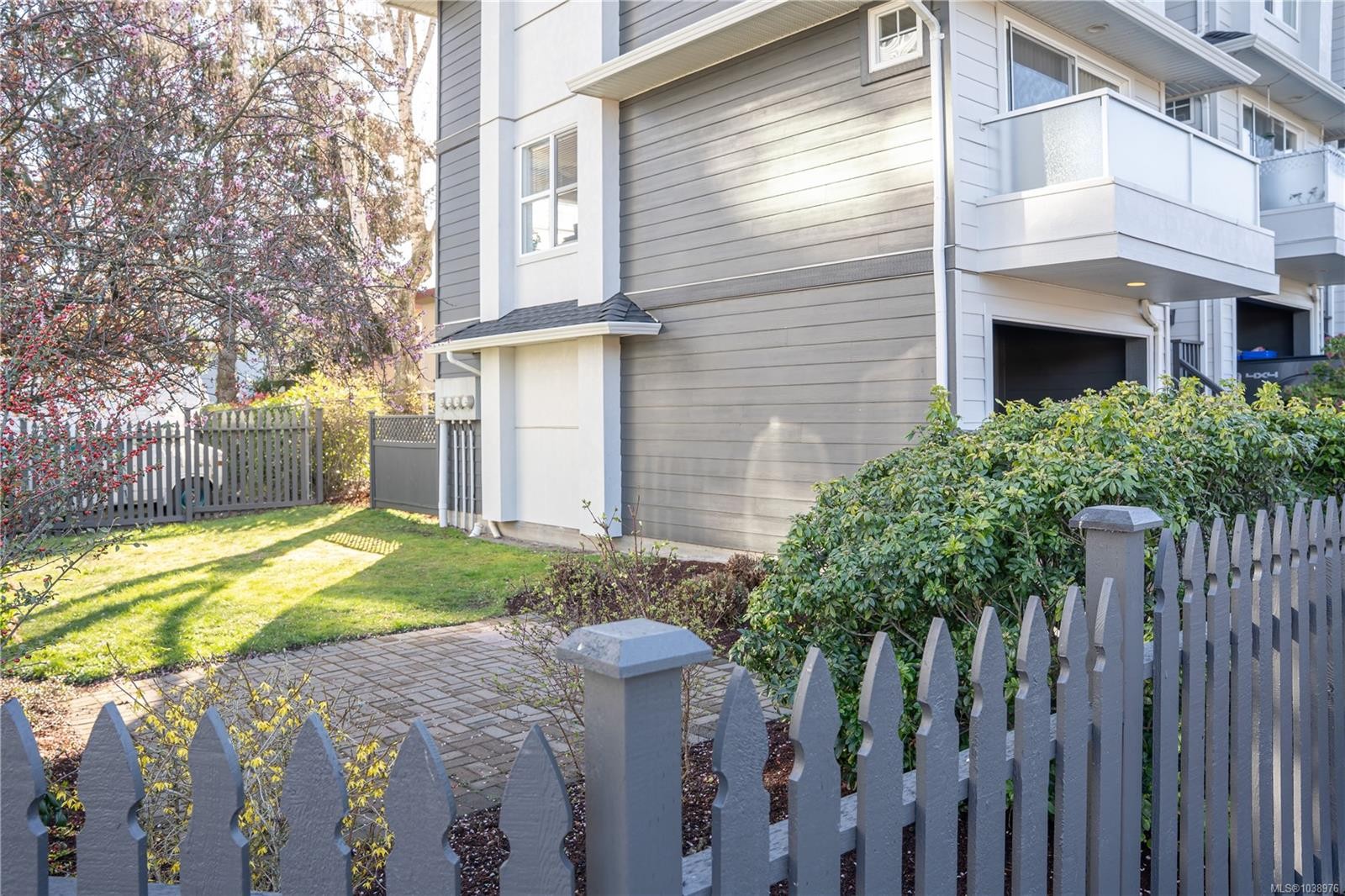#4-601 Nelson St, Esquimalt, BC