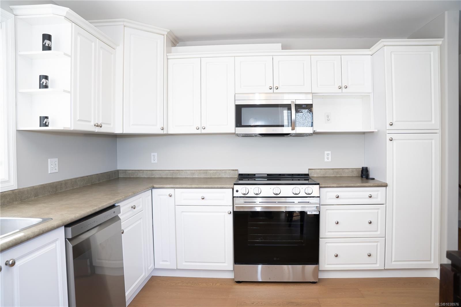 #4-601 Nelson St, Esquimalt, BC