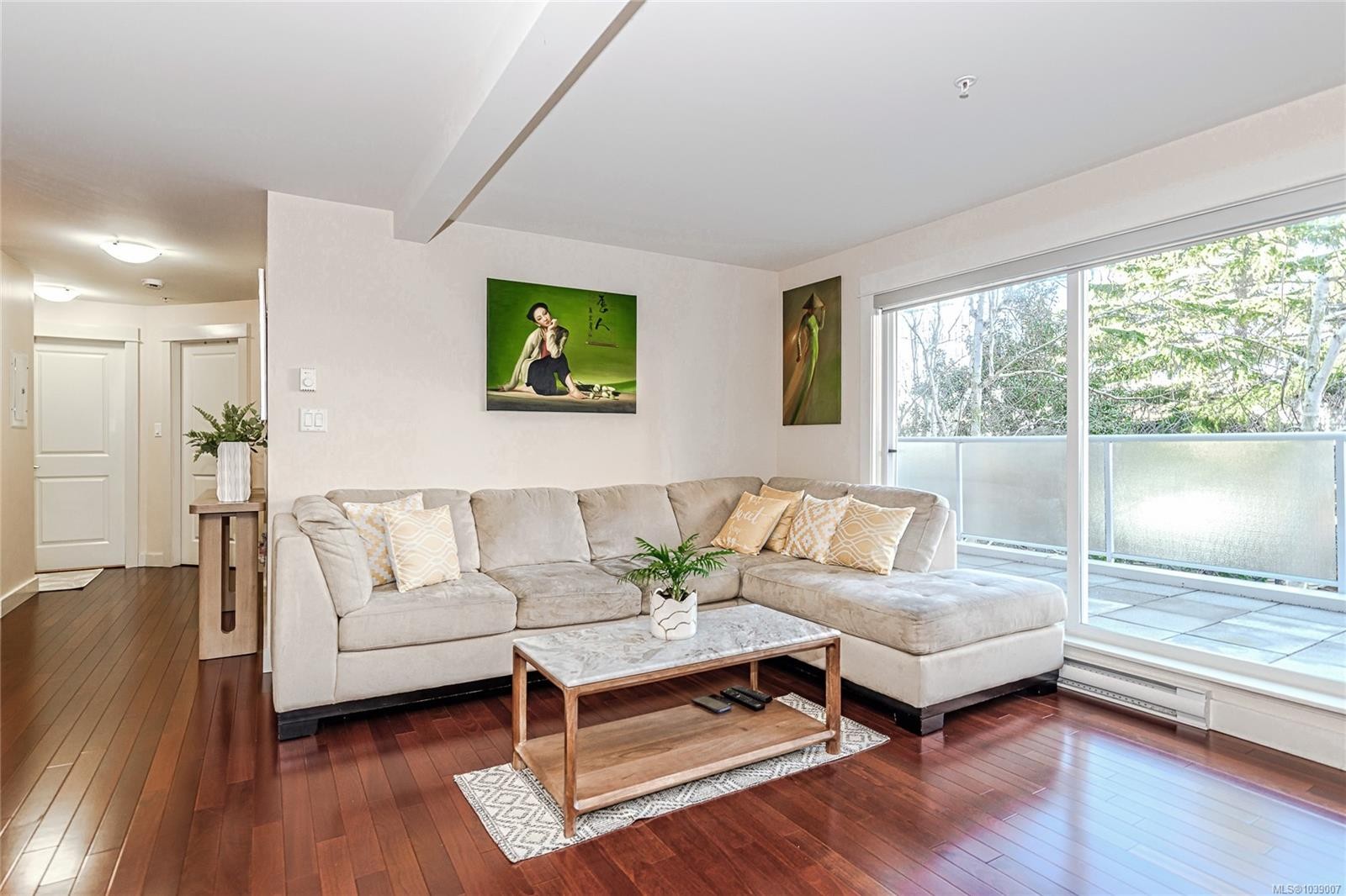 #210-1315 Esquimalt Rd, Esquimalt, BC