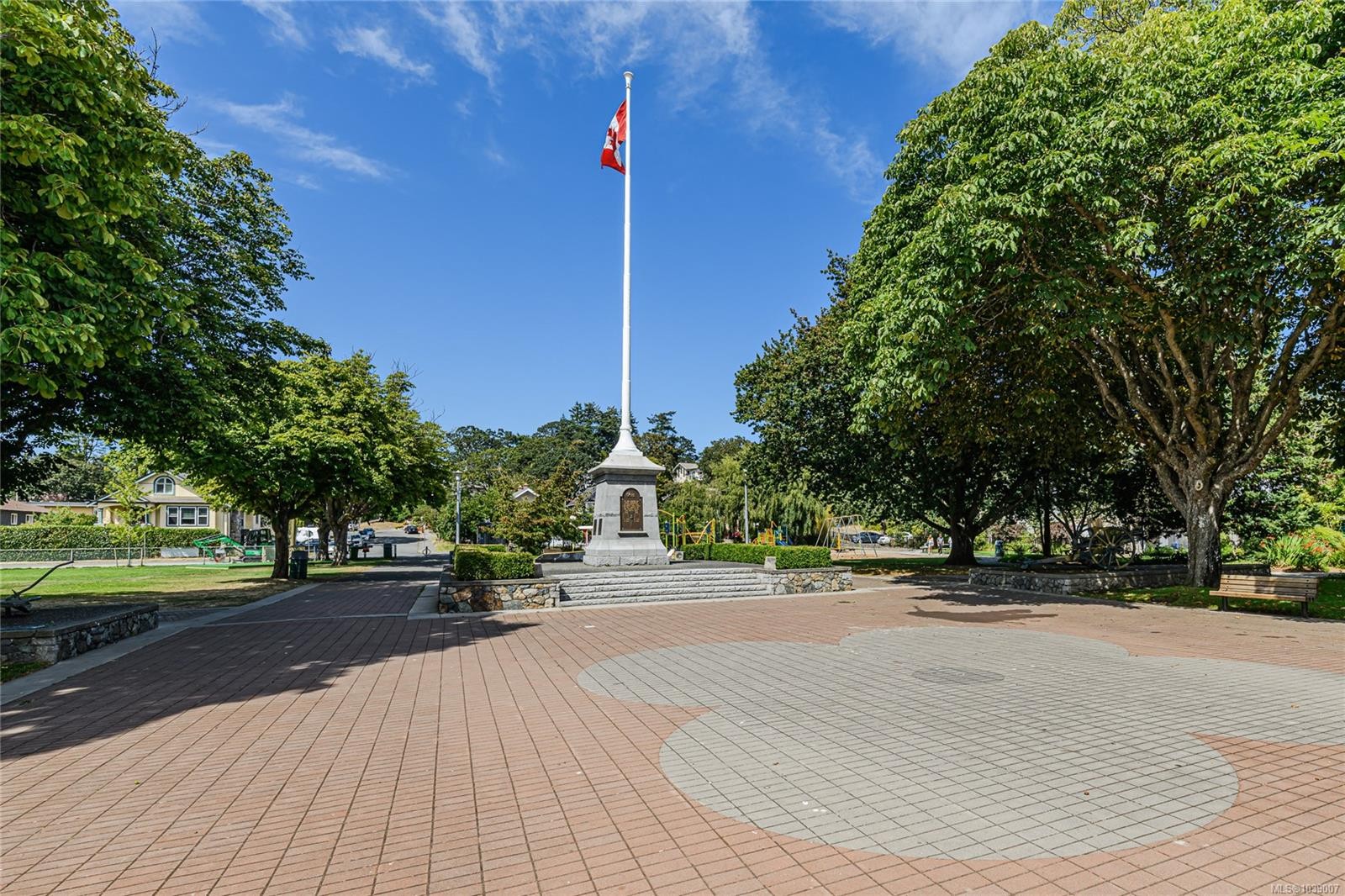 #210-1315 Esquimalt Rd, Esquimalt, BC