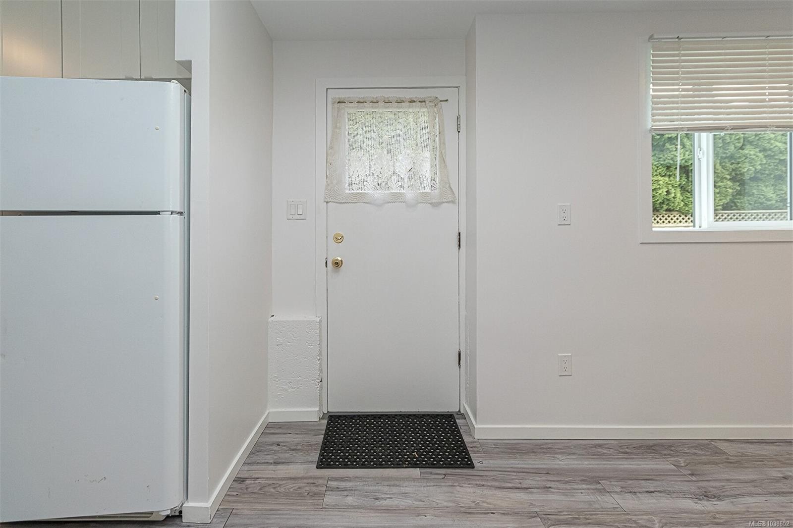 1905 Richardson St, Victoria, BC