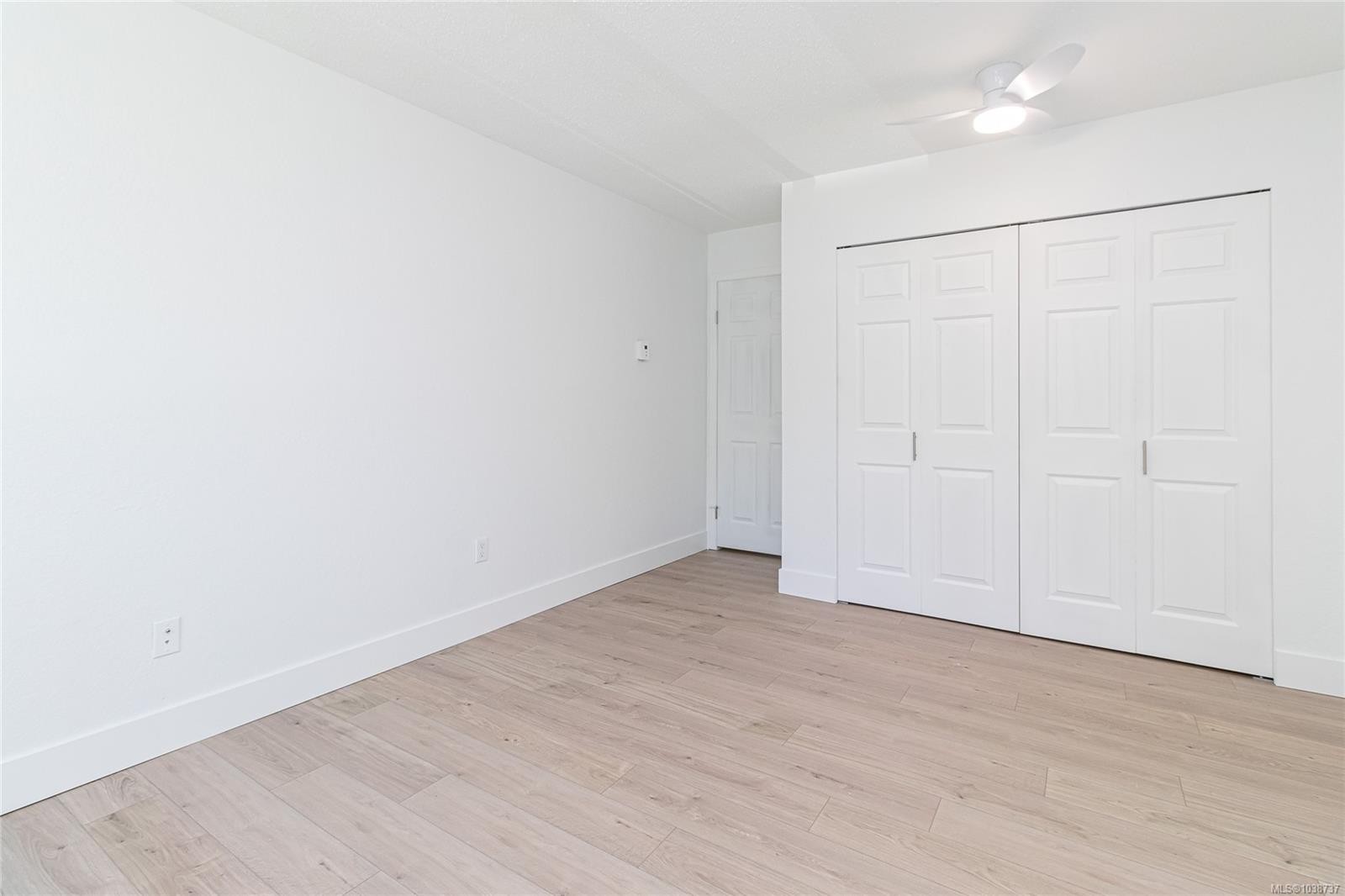 #310-73 Gorge Rd West, Saanich, BC