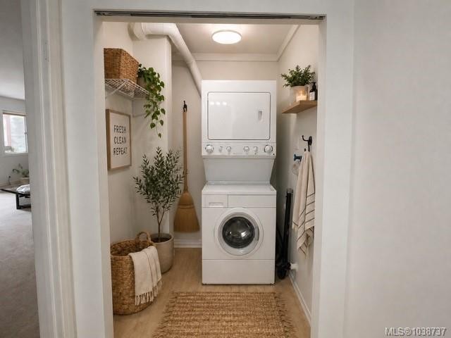 #310-73 Gorge Rd West, Saanich, BC