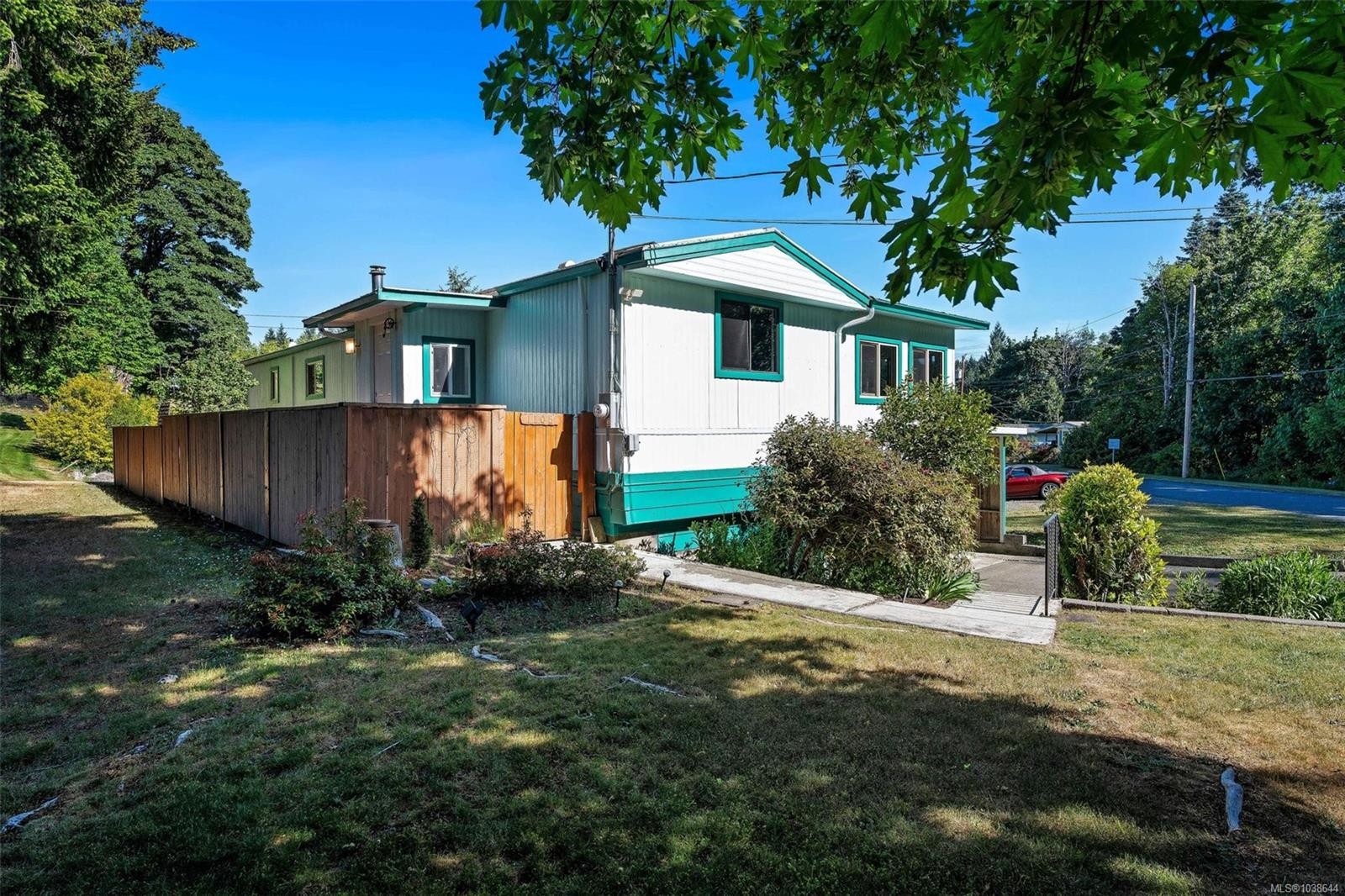 1105 Bourban Rd, Mill Bay, BC