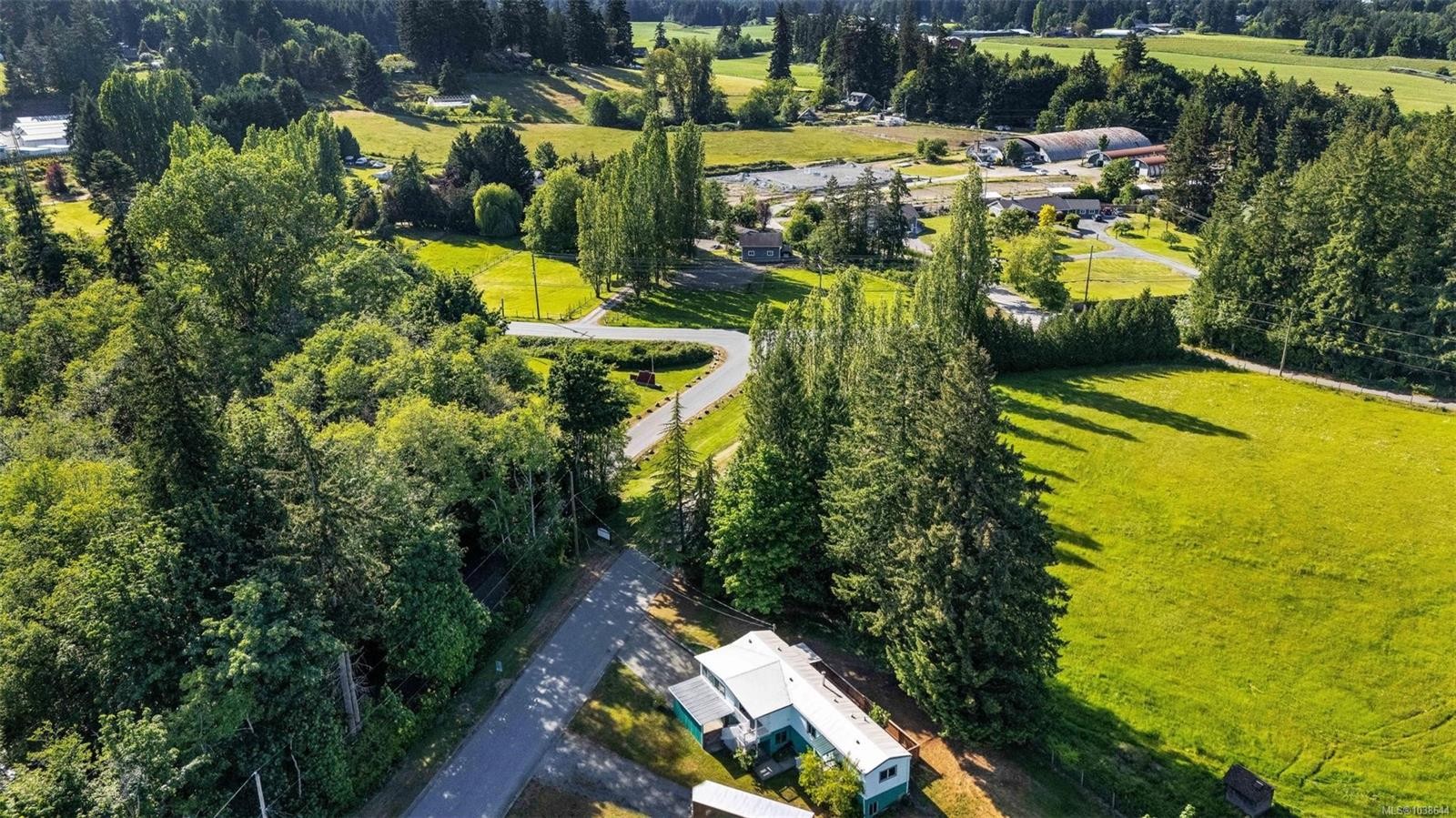 1105 Bourban Rd, Mill Bay, BC