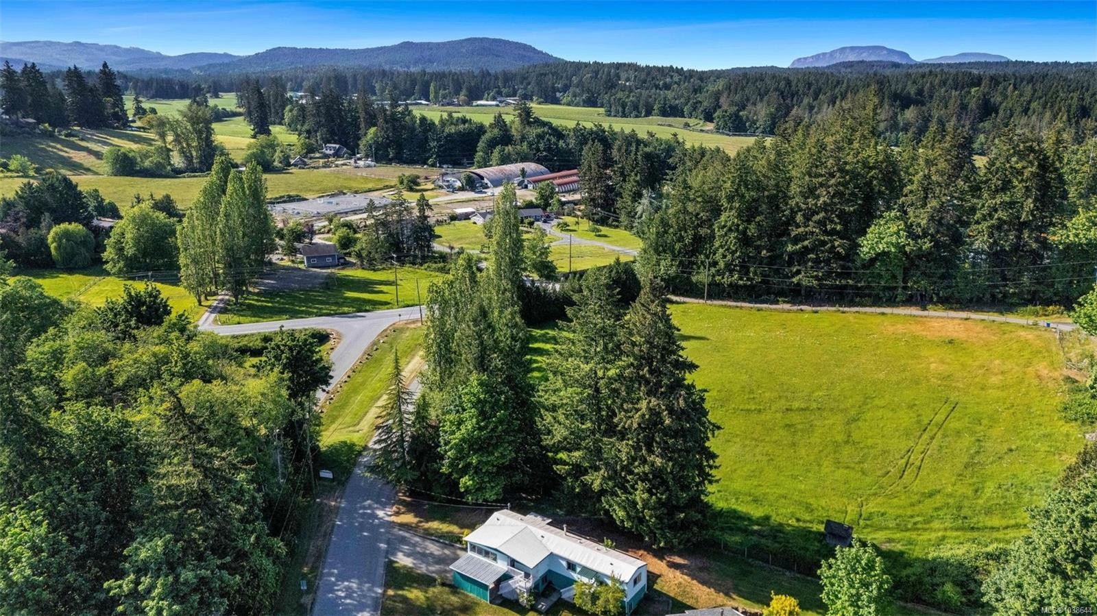 1105 Bourban Rd, Mill Bay, BC