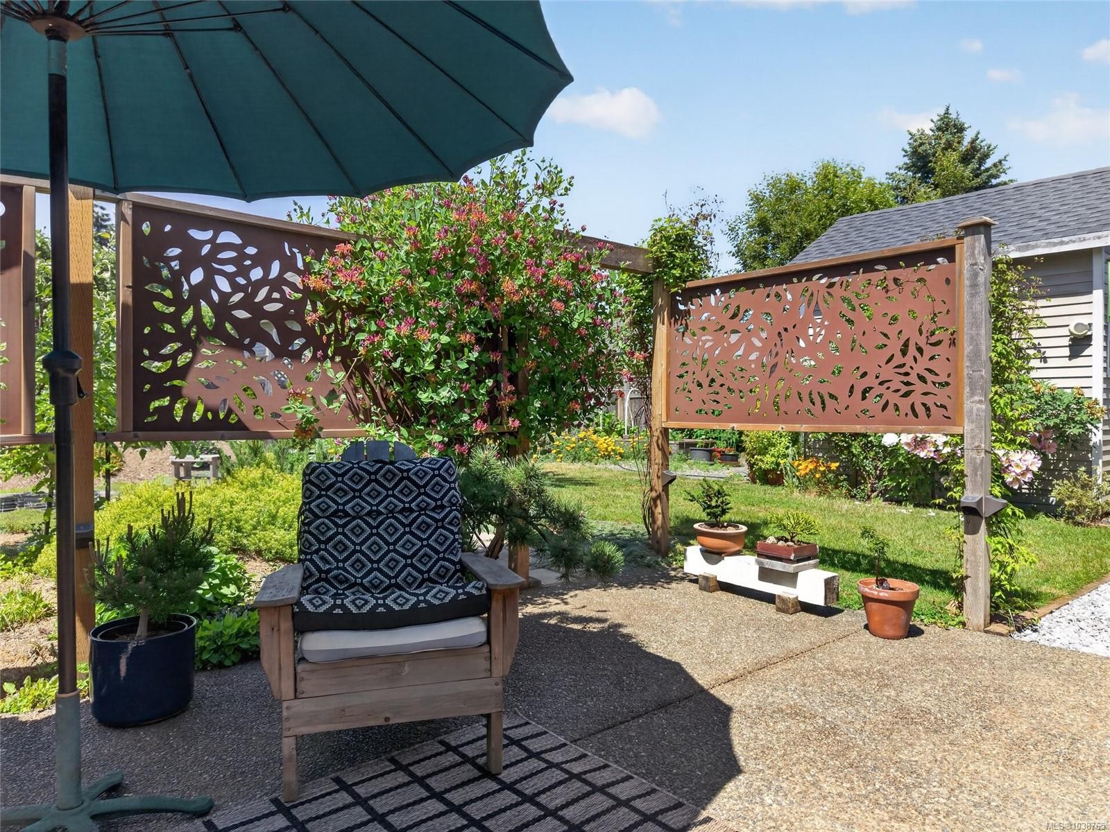 3305 Ninth St, Cumberland, BC