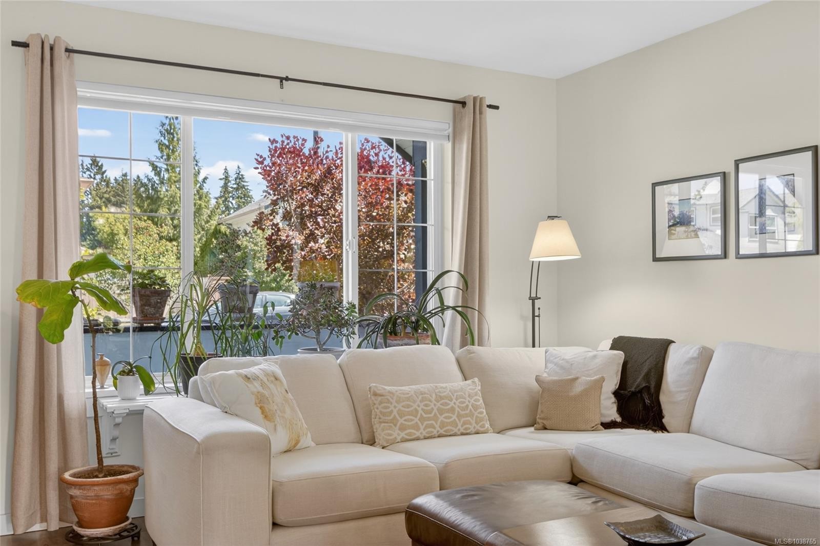 3305 Ninth St, Cumberland, BC
