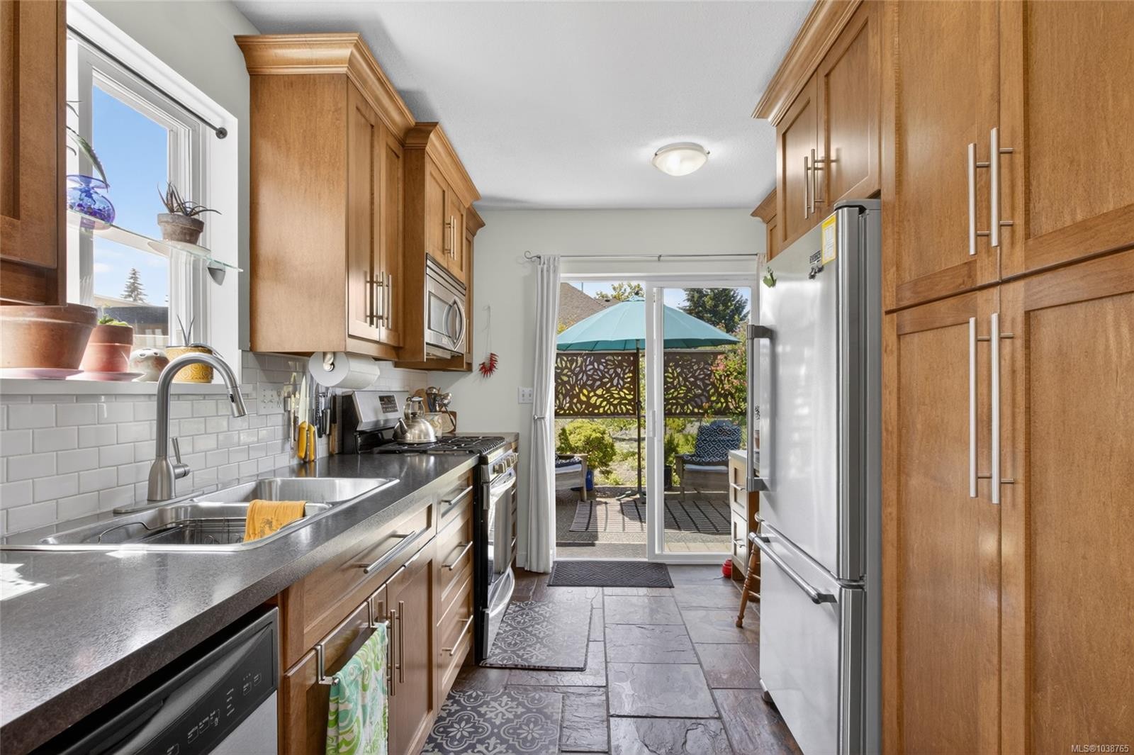 3305 Ninth St, Cumberland, BC